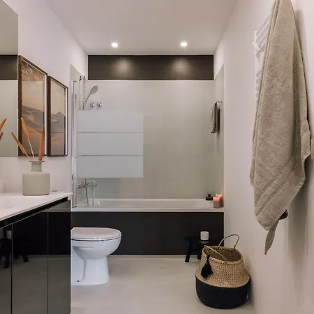 Mezguida - 2 Bedrooms In Bica